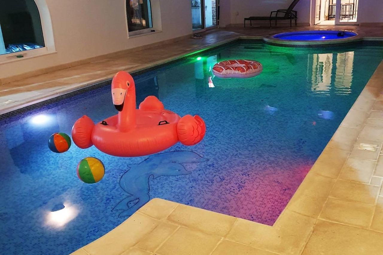Country Manor House With Indoor Pool And Hot Tub Villa Rochester  Bagian luar foto